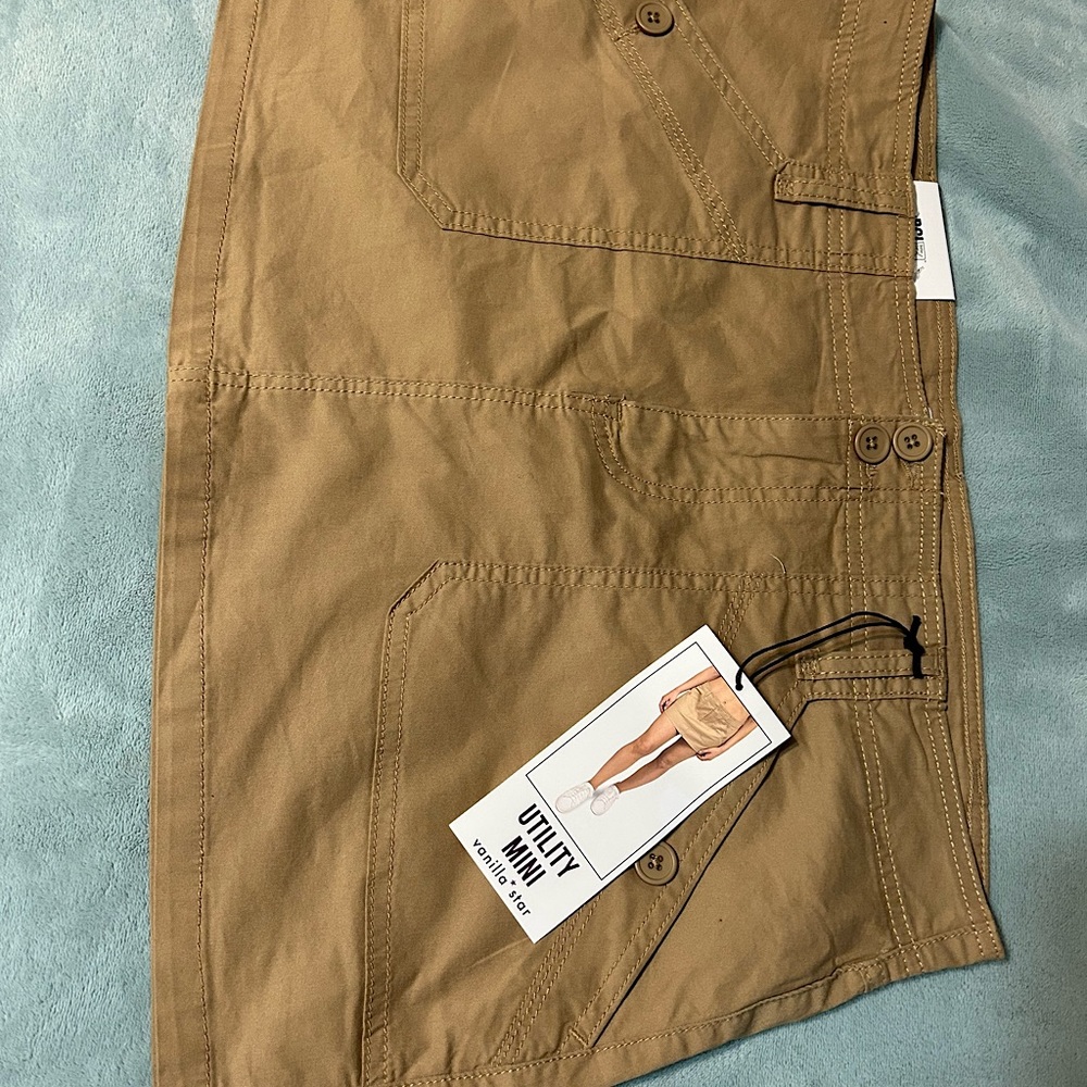Vanilla star utility mini skirt
